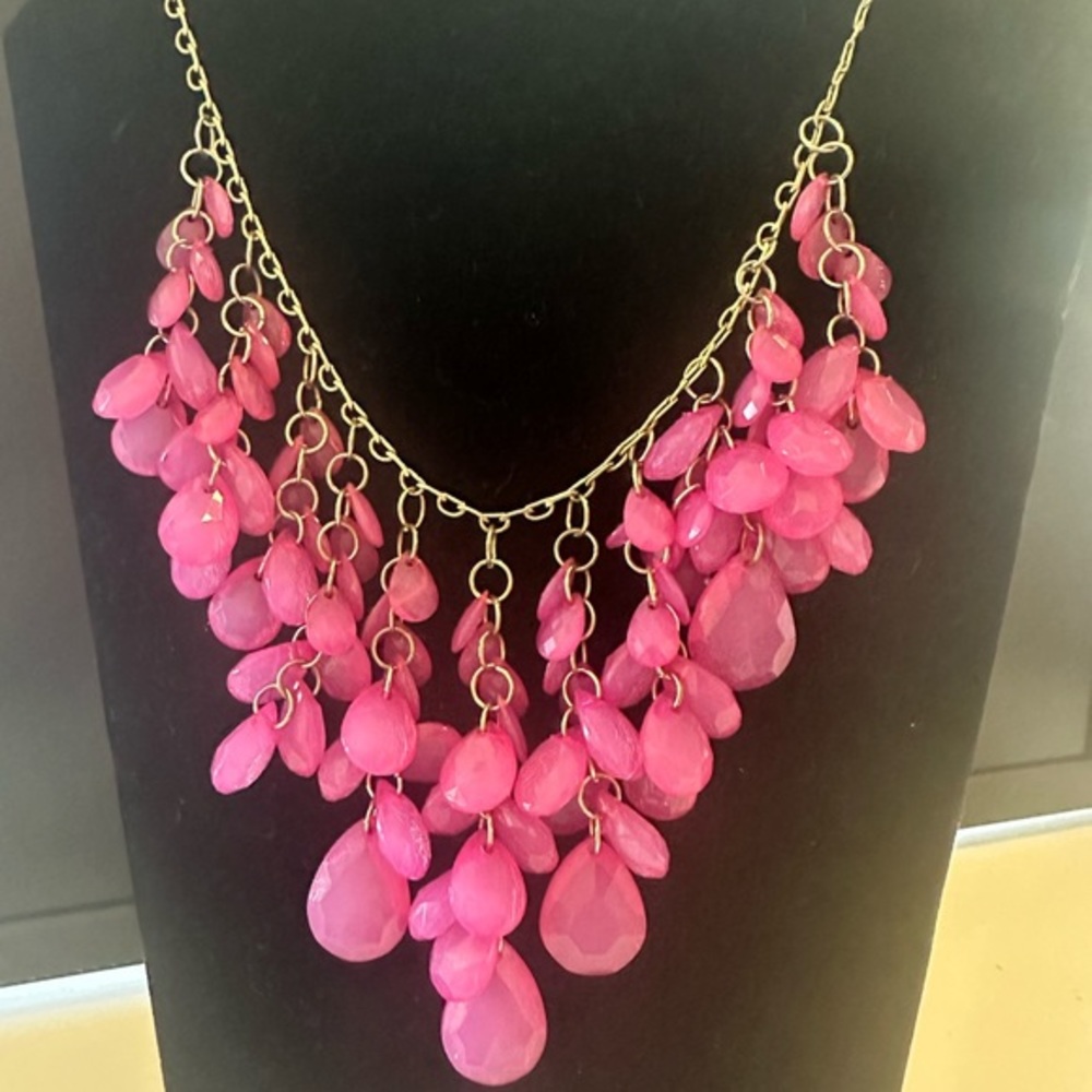 96. Pink barbiecore bobble bib statement necklace on gold tone chain